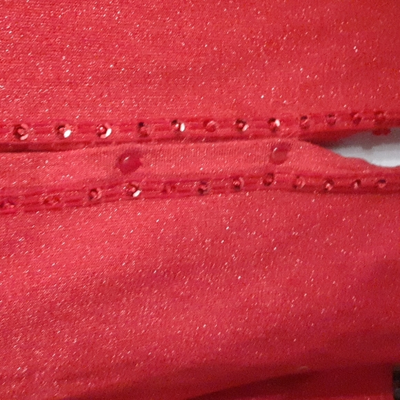Jaclyn Smith red sparkly cardigan sweater - Picture 3 of 12